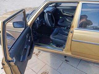 1977 Mercedes-Benz W123 200, золотистый, 430000 рублей, вид 5