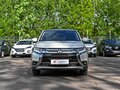 2018 Mitsubishi Outlander III Рестайлинг 2, белый - вид 2