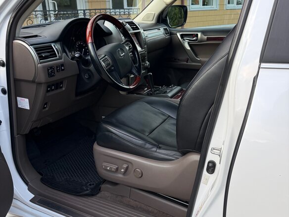 2011 Lexus GX 460 II, белый, 2850000 рублей - вид 8