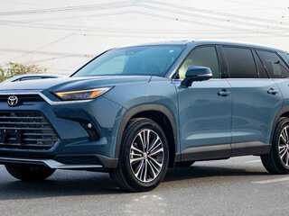 2026 Toyota Grand Highlander, серый, 10250750 рублей, вид 2