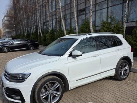 2019 Volkswagen Tiguan II, белый, 3159000 рублей, вид 1