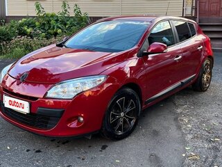 2011 Renault Megane III, пурпурный, 800000 рублей, вид 1