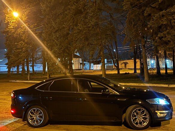 2010 Ford Mondeo IV, чёрный, 1100000 рублей - вид 3