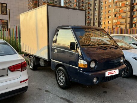 2006 Hyundai H-1, синий, 480000 рублей, вид 2
