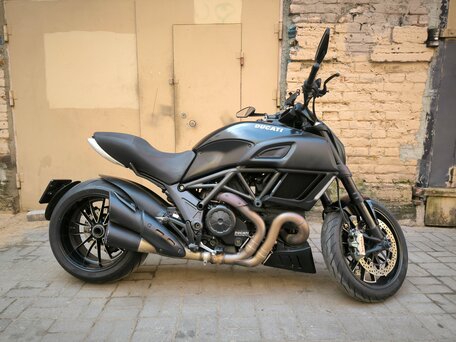 2015 Ducati Diavel, чёрный, 1000000 рублей, вид 2