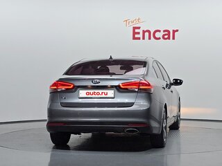 2017 Kia K3 I Рестайлинг, серый, 1300000 рублей, вид 4