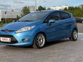 2011 Ford Fiesta Mk6, голубой, 700000 рублей, вид 1