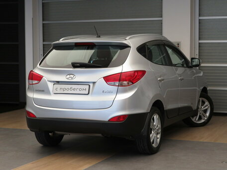2011 Hyundai ix35 I, серебристый, 875000 рублей, вид 2