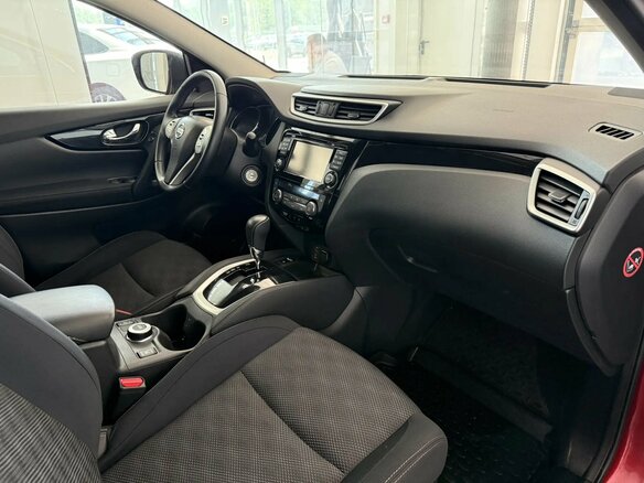 2016 Nissan Qashqai II, красный - вид 7