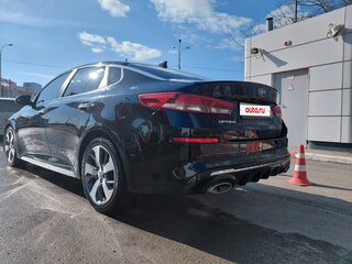 2019 Kia Optima IV Рестайлинг, чёрный, 1600000 рублей, вид 3