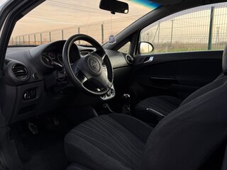 2010 Opel Corsa D Рестайлинг I, серебристый, 400000 рублей, вид 3