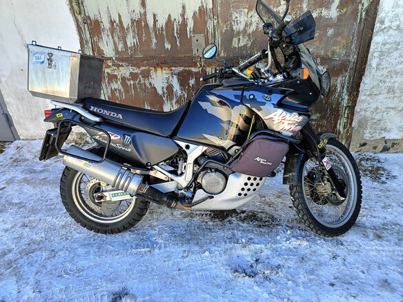 1998 Honda XRV 750 Africa Twin, чёрный, 400000 рублей - вид 2