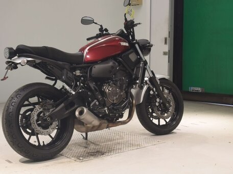 2017 Yamaha XSR700, пурпурный, 640000 рублей, вид 2