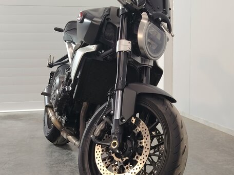 2022 Honda CB 1000R, чёрный, 1099000 рублей, вид 3