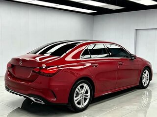 2023 Mercedes-Benz A-Класс 180 Long IV (W177) Рестайлинг, красный, 1670000 рублей, вид 4