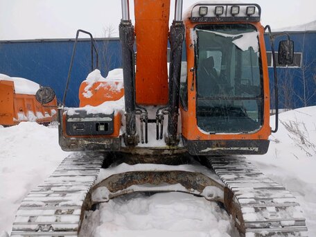 2022 Doosan DX200, красный, 6658000 рублей, вид 5
