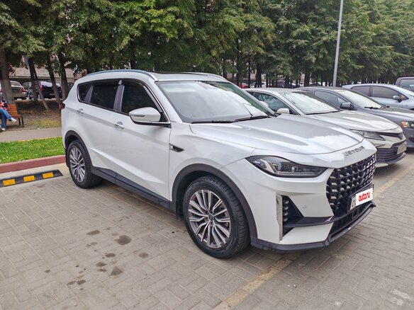 2024 Jetour X70+ I Рестайлинг, белый - вид 2
