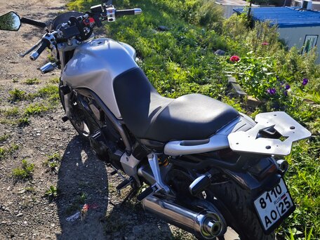 2003 Yamaha BT1100 Bulldog, серебристый, 450000 рублей, вид 3