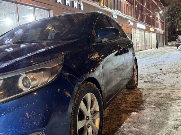 2016 Kia Rio III Рестайлинг, синий, 870000 рублей - вид 5