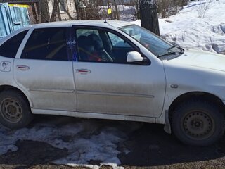 2000 Volkswagen Polo III, белый, 159000 рублей, вид 2