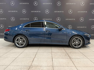 2020 Mercedes-Benz CLA 200 II (C118, X118), синий, 2890000 рублей, вид 4
