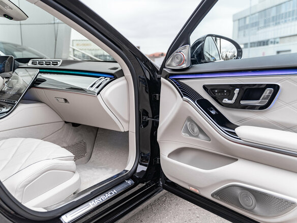 2025 Mercedes-Benz Maybach S-Класс 580 II (Z223), чёрный, 32990000 рублей - вид 28