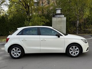 2014 Audi A1 I (8X), белый, 1000000 рублей, вид 2