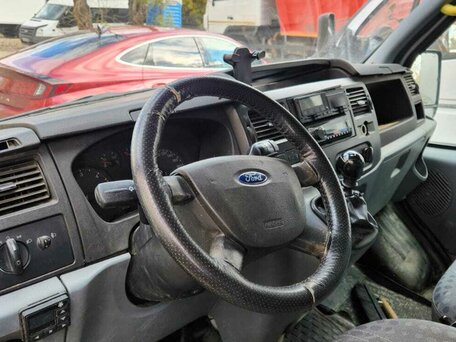 2013 Ford Transit, серебристый, 540000 рублей, вид 5
