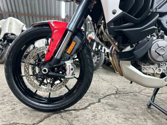 2021 Ducati Multistrada V4, красный, 2140000 рублей - вид 35