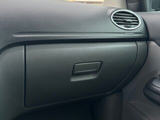 2010 Ford Focus II Рестайлинг, чёрный, 510000 рублей, вид 4