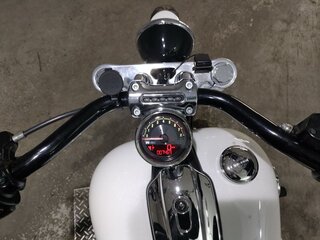 2015 Harley-Davidson Breakout, белый, 1676000 рублей, вид 5