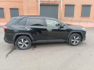 2019 Toyota RAV4 V (XA50), чёрный, 2580000 рублей, вид 4