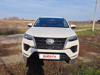 2020 Toyota Fortuner II Рестайлинг, белый, 4150000 рублей, вид 2