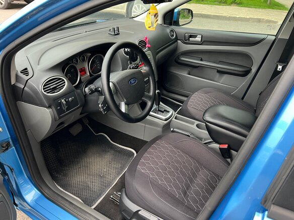 2008 Ford Focus II Рестайлинг, голубой, 500000 рублей - вид 6