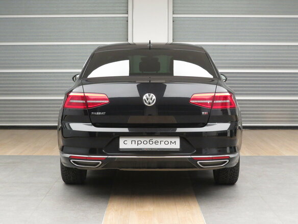 2017 Volkswagen Passat B8, чёрный - вид 17