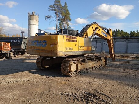 2023 XCMG XE370C, жёлтый, 7459500 рублей, вид 3