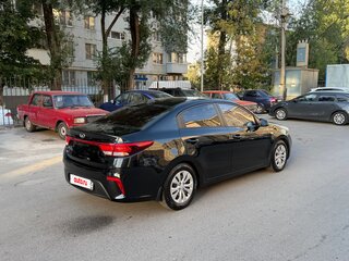 2017 Kia Rio IV, чёрный, 1199000 рублей, вид 5