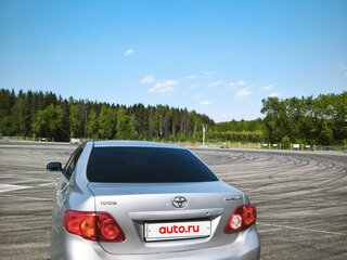 2008 Toyota Corolla X (E140, E150), серебристый, 700000 рублей, вид 5