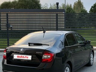 2017 Skoda Rapid I Рестайлинг, чёрный, 770000 рублей, вид 5