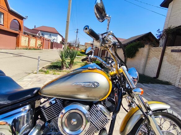 1999 Yamaha XVS1100, золотистый, 620000 рублей - вид 16