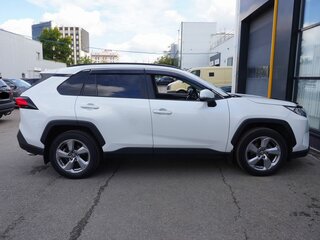 2020 Toyota RAV4 V (XA50), белый, 2800000 рублей, вид 4