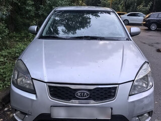 2011 Kia Rio II Рестайлинг, серебристый, 470000 рублей, вид 2