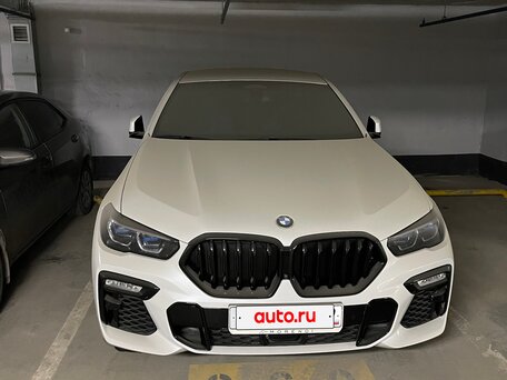 2021 BMW X6 40i III (G06), белый, 7150000 рублей, вид 2