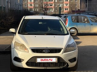 2010 Ford Focus II Рестайлинг, белый, 310000 рублей, вид 2
