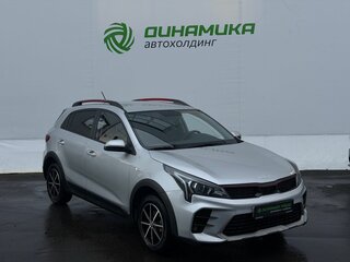 2021 Kia Rio X IV Рестайлинг, серебристый, 1850000 рублей, вид 2