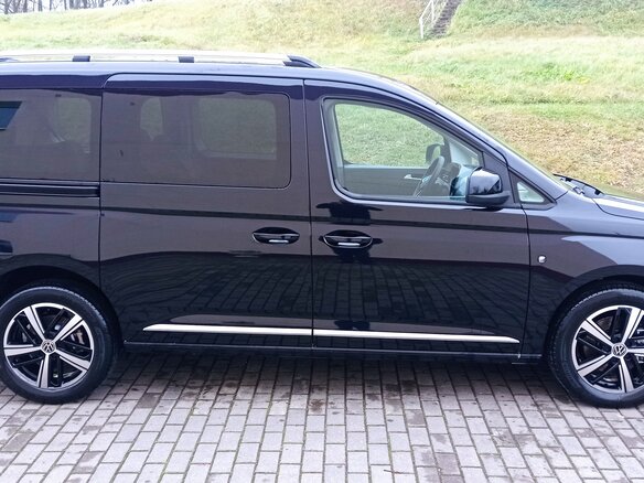 2026 Volkswagen Caddy Maxi V, чёрный, 5550000 рублей - вид 1