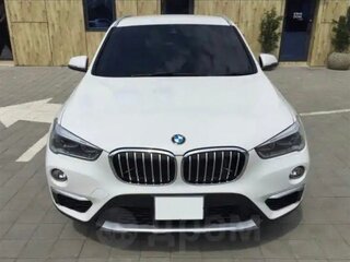 2016 BMW X1 18i sDrive II (F48), белый, 1900000 рублей, вид 4