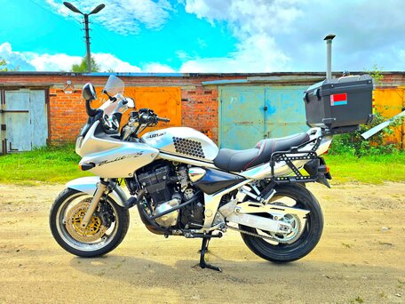 2005 Suzuki Bandit 1200, серебристый, 355000 рублей, вид 1