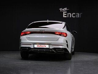 2023 Kia K5 III, белый, 2190000 рублей, вид 4