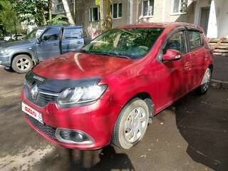 2016 Renault Sandero II, красный, 660000 рублей, вид 3
